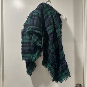 Green and navy plaid blanket scarf